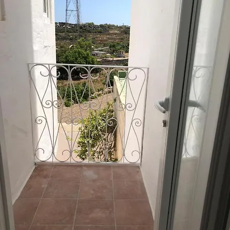By The Sea Homestay